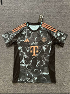 Bayern Munich Extérieur 2024-2025