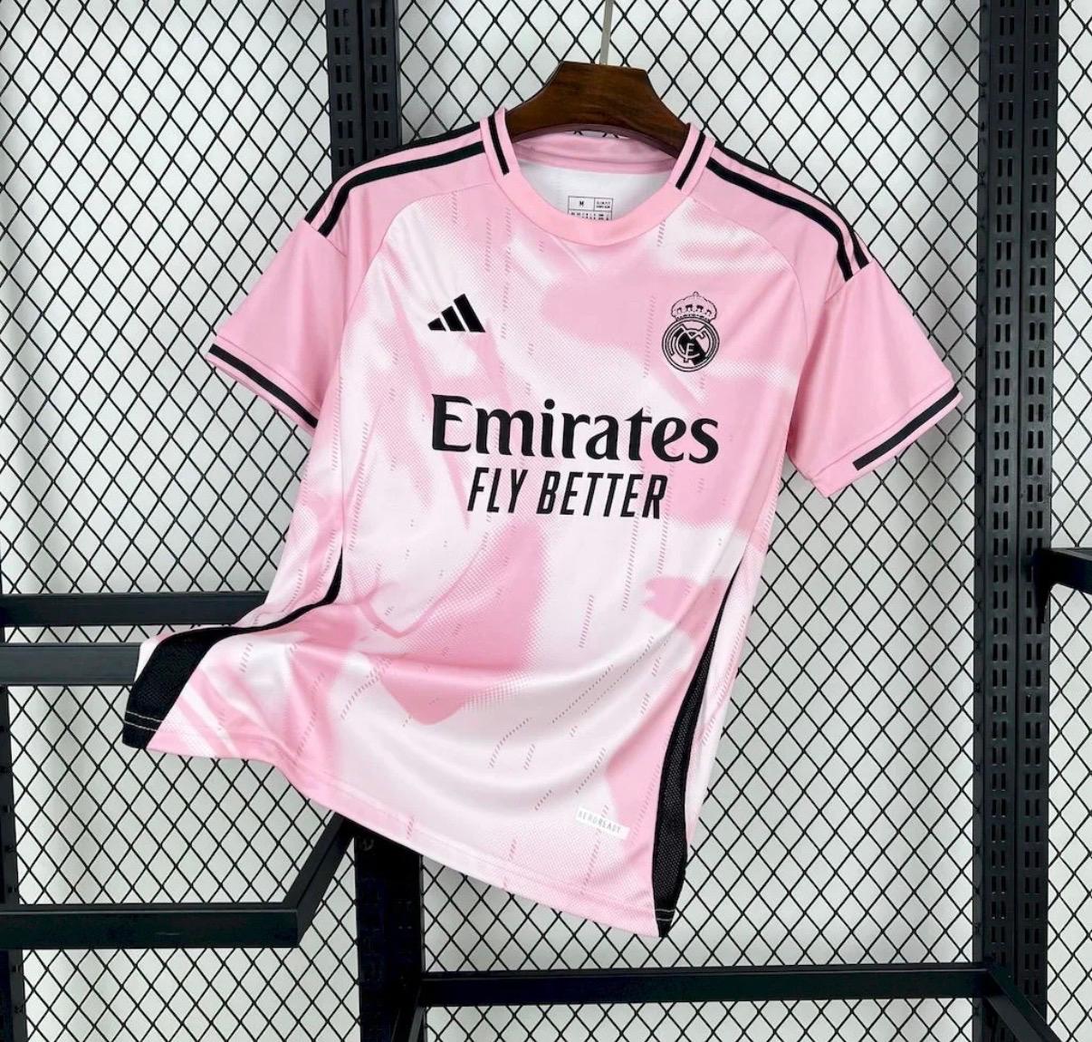 Real Madrid Extérieur 2025-2026