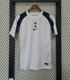 Tottenham Domicile 2025-2026