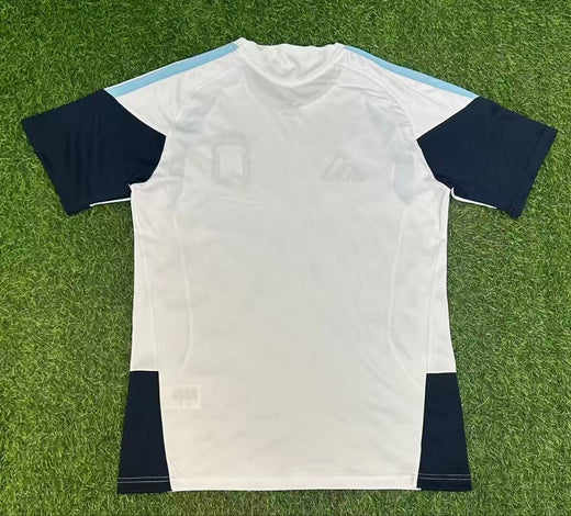 Argentine Concept